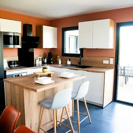 Villa Laudun Villa *